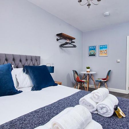 Delven House, Apartment 5 - Self Check-In, Self-Catering Serviced Apartment For East Midlands Airport Castle Donington Exterior foto