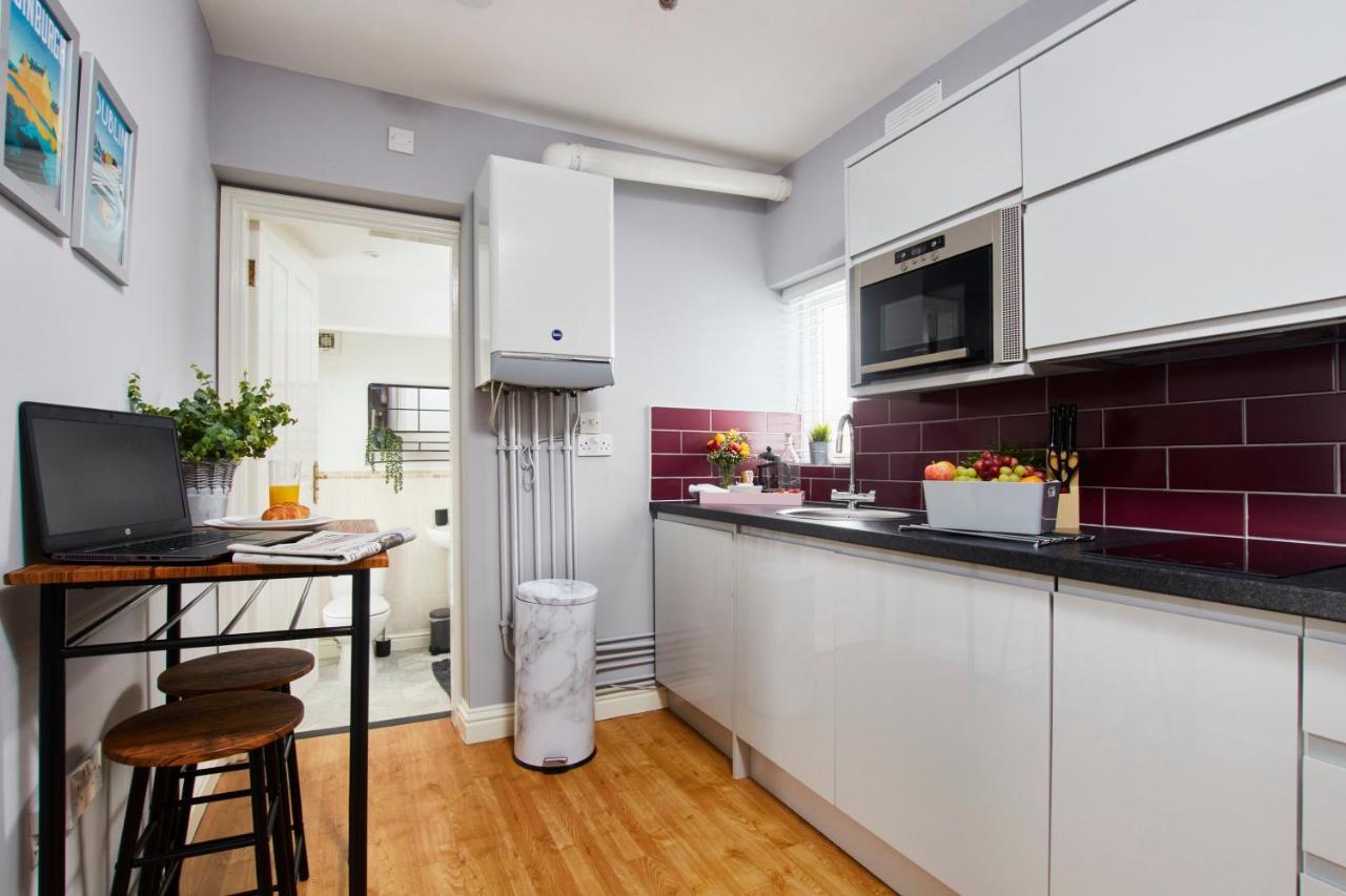 Delven House, Apartment 5 - Self Check-In, Self-Catering Serviced Apartment For East Midlands Airport Castle Donington Exterior foto